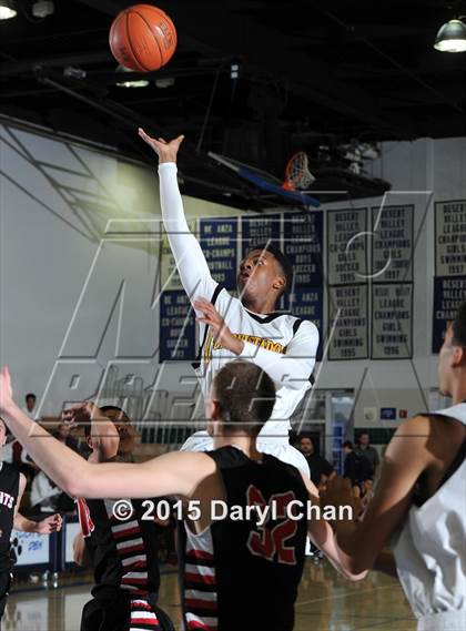 Thumbnail 3 in Grants vs. Cabrillo (MaxPreps Holiday Classic) photogallery.