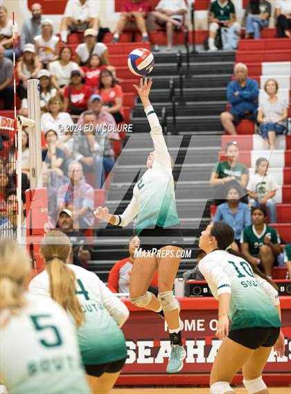 Thumbnail 1 in South @ Redondo Union photogallery.
