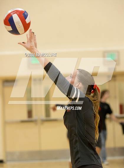 Thumbnail 2 in South @ Redondo Union photogallery.