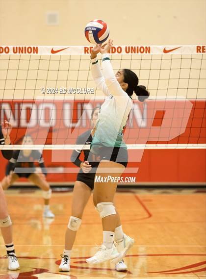 Thumbnail 2 in South @ Redondo Union photogallery.