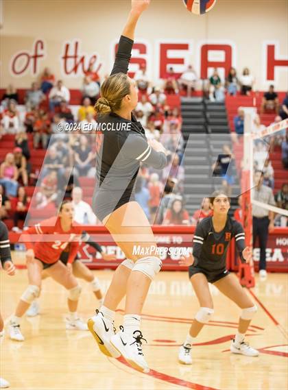 Thumbnail 2 in South @ Redondo Union photogallery.