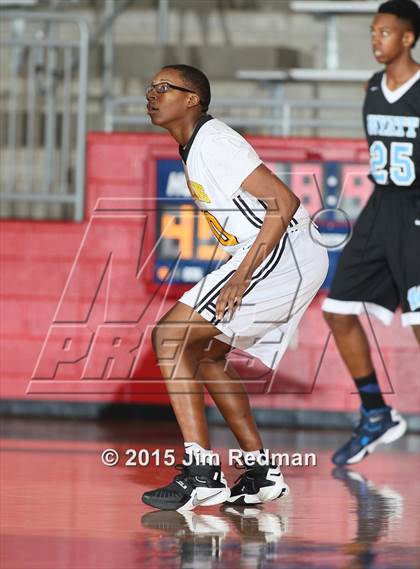 Thumbnail 3 in Wyatt vs. Triple A Academy (Thanksgiving Hoopfest) photogallery.