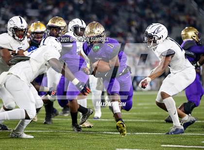 Thumbnail 3 in Clay-Chalkville vs Hueytown (AHSAA 6A Final) photogallery.