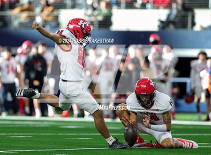 Thumbnail 1 in Celina vs. Kilgore (UIL 4A Division I Football Final) photogallery.