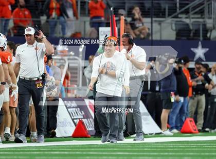 Thumbnail 1 in Celina vs. Kilgore (UIL 4A Division I Football Final) photogallery.