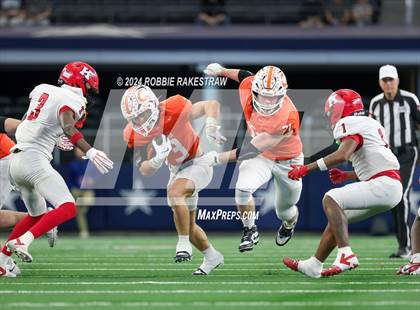 Thumbnail 2 in Celina vs. Kilgore (UIL 4A Division I Football Final) photogallery.