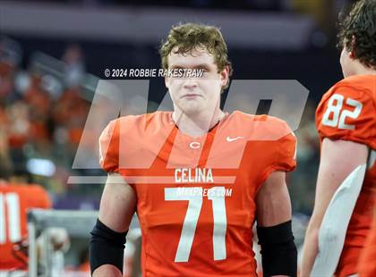 Thumbnail 1 in Celina vs. Kilgore (UIL 4A Division I Football Final) photogallery.