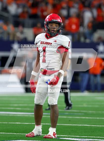 Thumbnail 2 in Celina vs. Kilgore (UIL 4A Division I Football Final) photogallery.