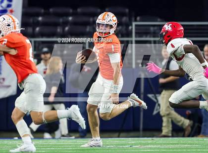 Thumbnail 1 in Celina vs. Kilgore (UIL 4A Division I Football Final) photogallery.