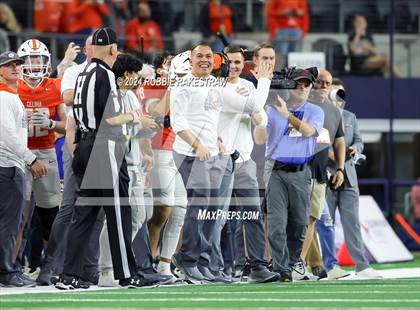 Thumbnail 1 in Celina vs. Kilgore (UIL 4A Division I Football Final) photogallery.