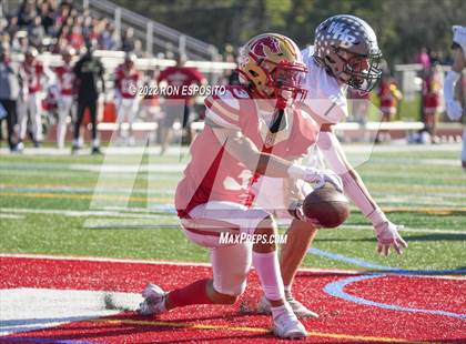 Thumbnail 2 in Westhampton Beach vs Half Hollow Hills West (Section XI Division III Semifinal Game) photogallery.