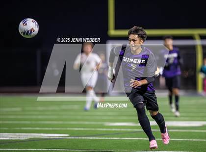 Thumbnail 3 in Sunrise Mountain vs. Centennial (NIAA 4A Semifinal) photogallery.