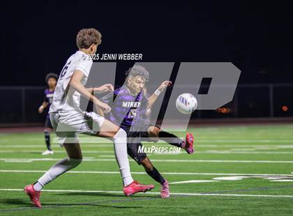 Thumbnail 2 in Sunrise Mountain vs. Centennial (NIAA 4A Semifinal) photogallery.