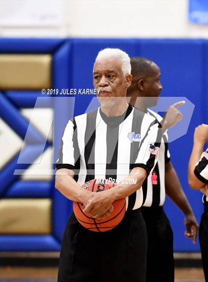 Thumbnail 3 in Desert Oasis vs Sierra Vista (Senior Night) photogallery.