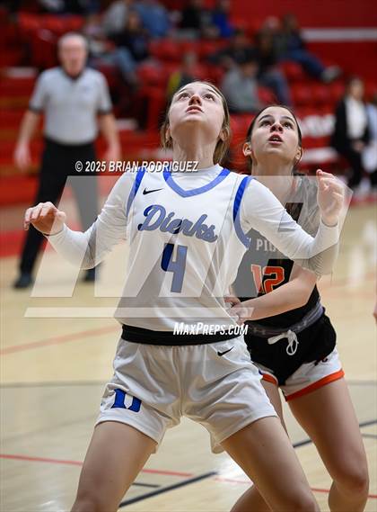 Thumbnail 2 in Dierks vs Batesville (Cavenaugh Classic) photogallery.