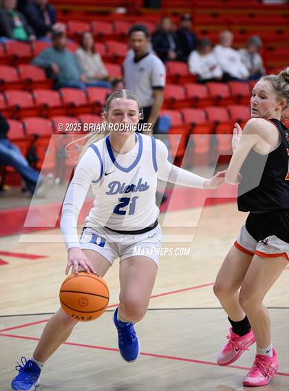 Thumbnail 2 in Dierks vs Batesville (Cavenaugh Classic) photogallery.