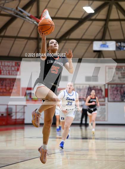 Thumbnail 1 in Dierks vs Batesville (Cavenaugh Classic) photogallery.