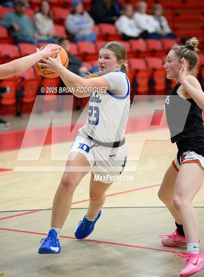 Thumbnail 2 in Dierks vs Batesville (Cavenaugh Classic) photogallery.