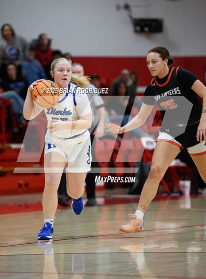 Thumbnail 2 in Dierks vs Batesville (Cavenaugh Classic) photogallery.