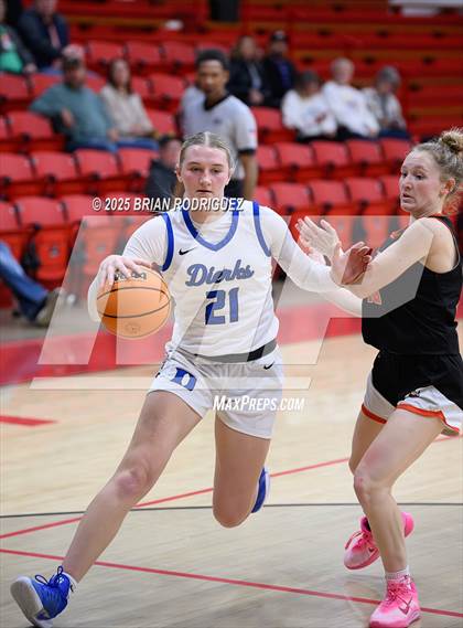 Thumbnail 1 in Dierks vs Batesville (Cavenaugh Classic) photogallery.