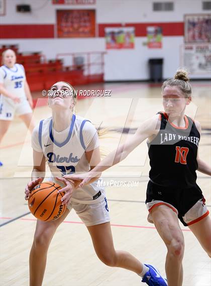 Thumbnail 1 in Dierks vs Batesville (Cavenaugh Classic) photogallery.