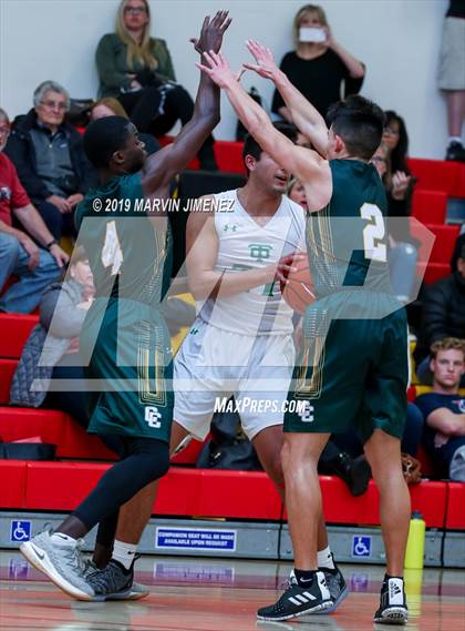 Thumbnail 3 in Thousand Oaks vs Canyon photogallery.