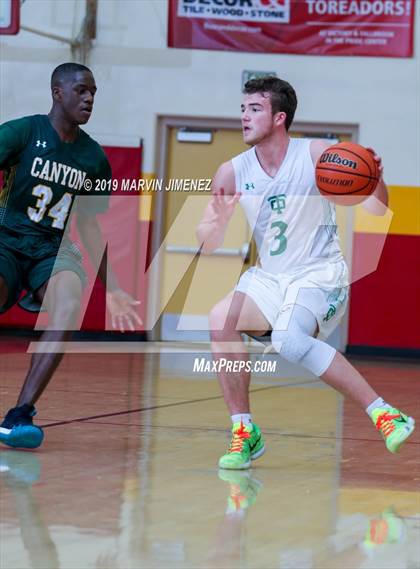 Thumbnail 1 in Thousand Oaks vs Canyon photogallery.