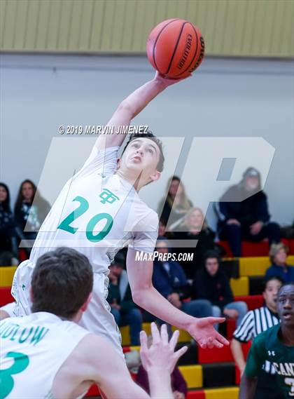 Thumbnail 3 in Thousand Oaks vs Canyon photogallery.
