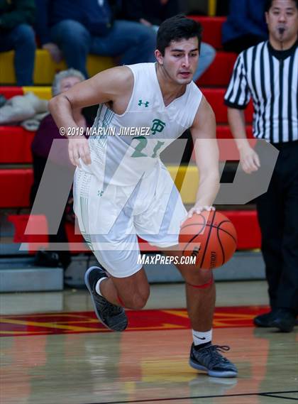 Thumbnail 3 in Thousand Oaks vs Canyon photogallery.