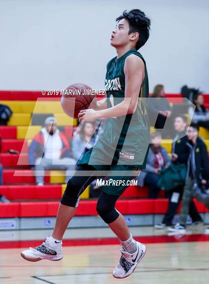 Thumbnail 2 in Thousand Oaks vs Canyon photogallery.