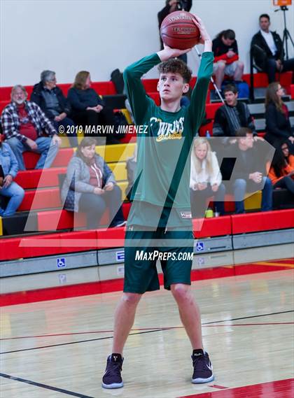 Thumbnail 3 in Thousand Oaks vs Canyon photogallery.