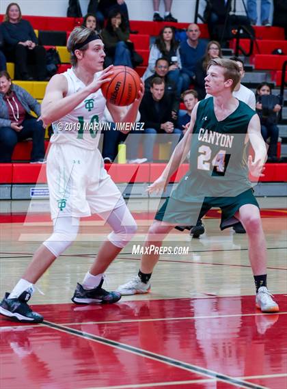 Thumbnail 2 in Thousand Oaks vs Canyon photogallery.