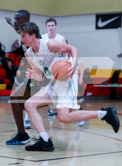 Thumbnail 3 in Thousand Oaks vs Canyon photogallery.