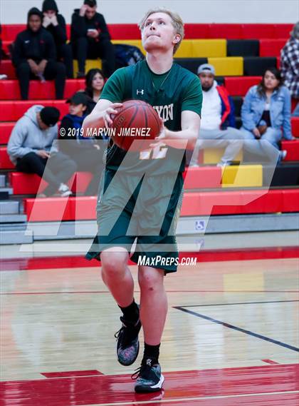 Thumbnail 3 in Thousand Oaks vs Canyon photogallery.