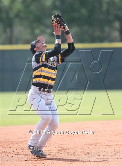 Thumbnail 2 in Rocky Mountain vs. Topsail (National High School Invitational)  photogallery.