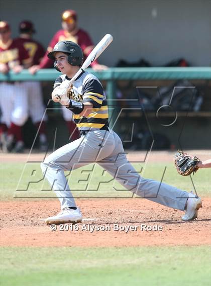 Thumbnail 2 in Rocky Mountain vs. Topsail (National High School Invitational)  photogallery.