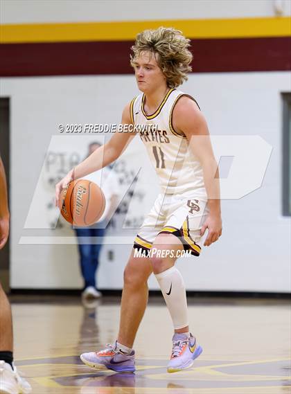 Thumbnail 2 in Tioga @ Collinsville photogallery.
