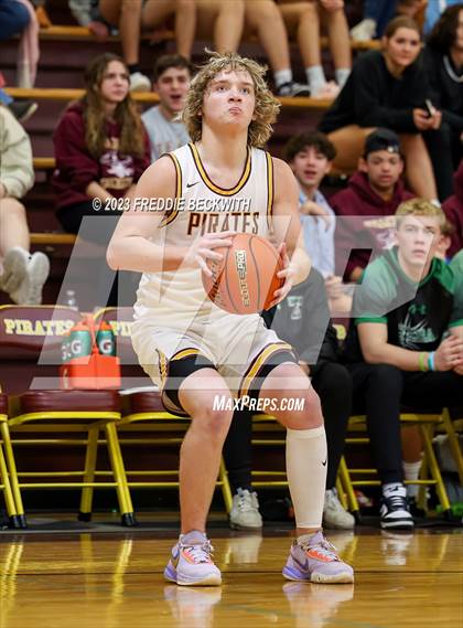 Thumbnail 1 in Tioga @ Collinsville photogallery.