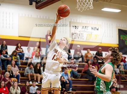 Thumbnail 3 in Tioga @ Collinsville photogallery.