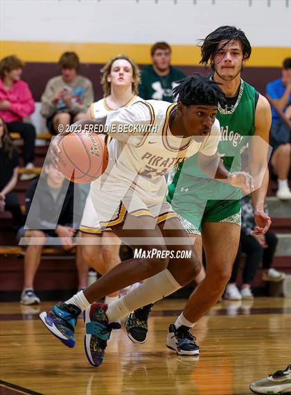 Thumbnail 1 in Tioga @ Collinsville photogallery.