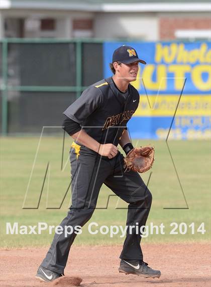 Thumbnail 1 in Vandebilt Catholic vs. Neville (LHSAA 4A Quarterfinal Playoff) photogallery.