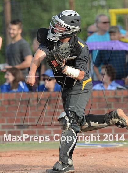 Thumbnail 3 in Vandebilt Catholic vs. Neville (LHSAA 4A Quarterfinal Playoff) photogallery.