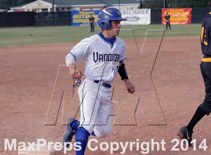 Thumbnail 2 in Vandebilt Catholic vs. Neville (LHSAA 4A Quarterfinal Playoff) photogallery.