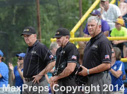 Thumbnail 2 in Vandebilt Catholic vs. Neville (LHSAA 4A Quarterfinal Playoff) photogallery.