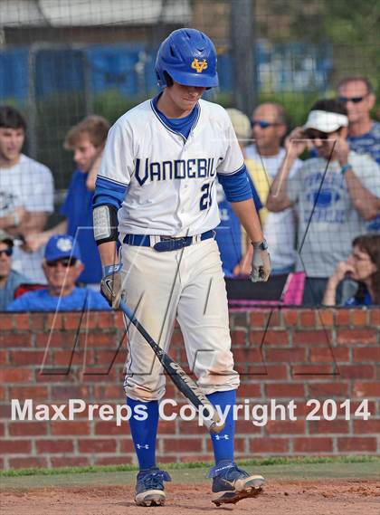 Thumbnail 3 in Vandebilt Catholic vs. Neville (LHSAA 4A Quarterfinal Playoff) photogallery.