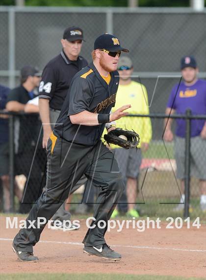 Thumbnail 2 in Vandebilt Catholic vs. Neville (LHSAA 4A Quarterfinal Playoff) photogallery.