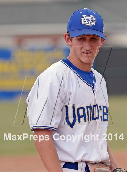 Thumbnail 1 in Vandebilt Catholic vs. Neville (LHSAA 4A Quarterfinal Playoff) photogallery.