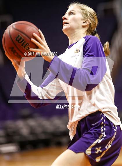 Thumbnail 1 in Notre Dame Prep @ Williams Field photogallery.