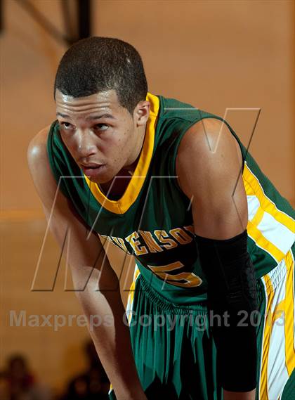 Thumbnail 1 in Stevenson [Adlai E.] vs Oswego (Proviso West Holiday Tournament) photogallery.