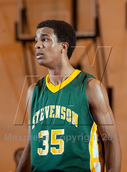 Thumbnail 3 in Stevenson [Adlai E.] vs Oswego (Proviso West Holiday Tournament) photogallery.
